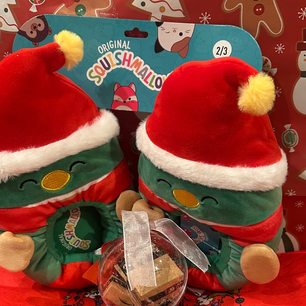 Squishmallows Red and Green Holiday AccessoriesSLIPPERS GREAT FOR CHRISTMAS 🎄